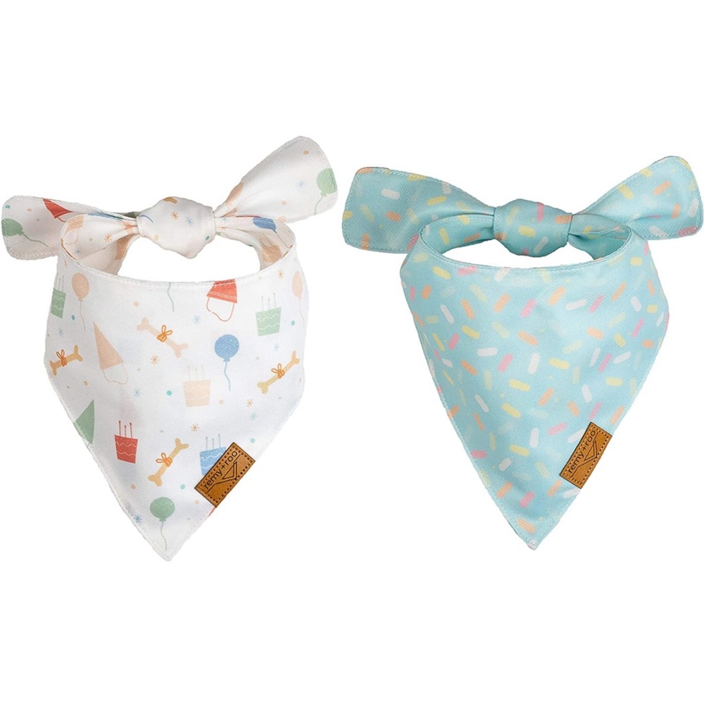 Set of two (2) dog bandanas - Birthday